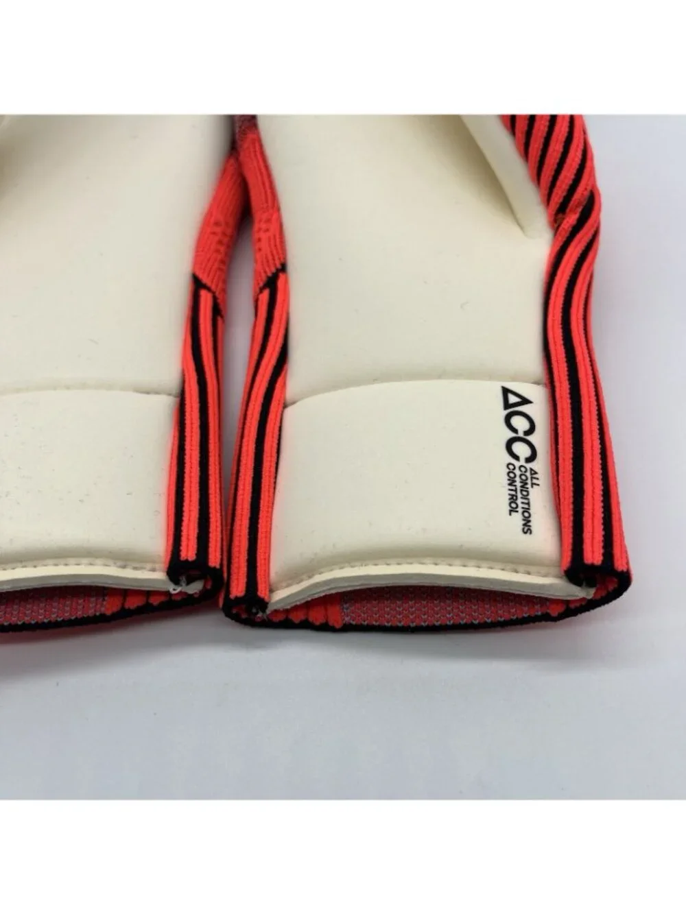 Nike Phantom Dynamic Fit Goalkeeper Soccer Gloves Red Size 8.5 IF8190-635